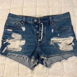 LEVIS 501 button up high waist shorts
